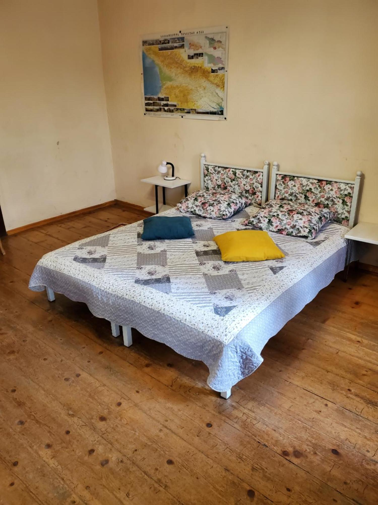 Уиут Ниниа Сад Apartment Tbilisi Exterior photo